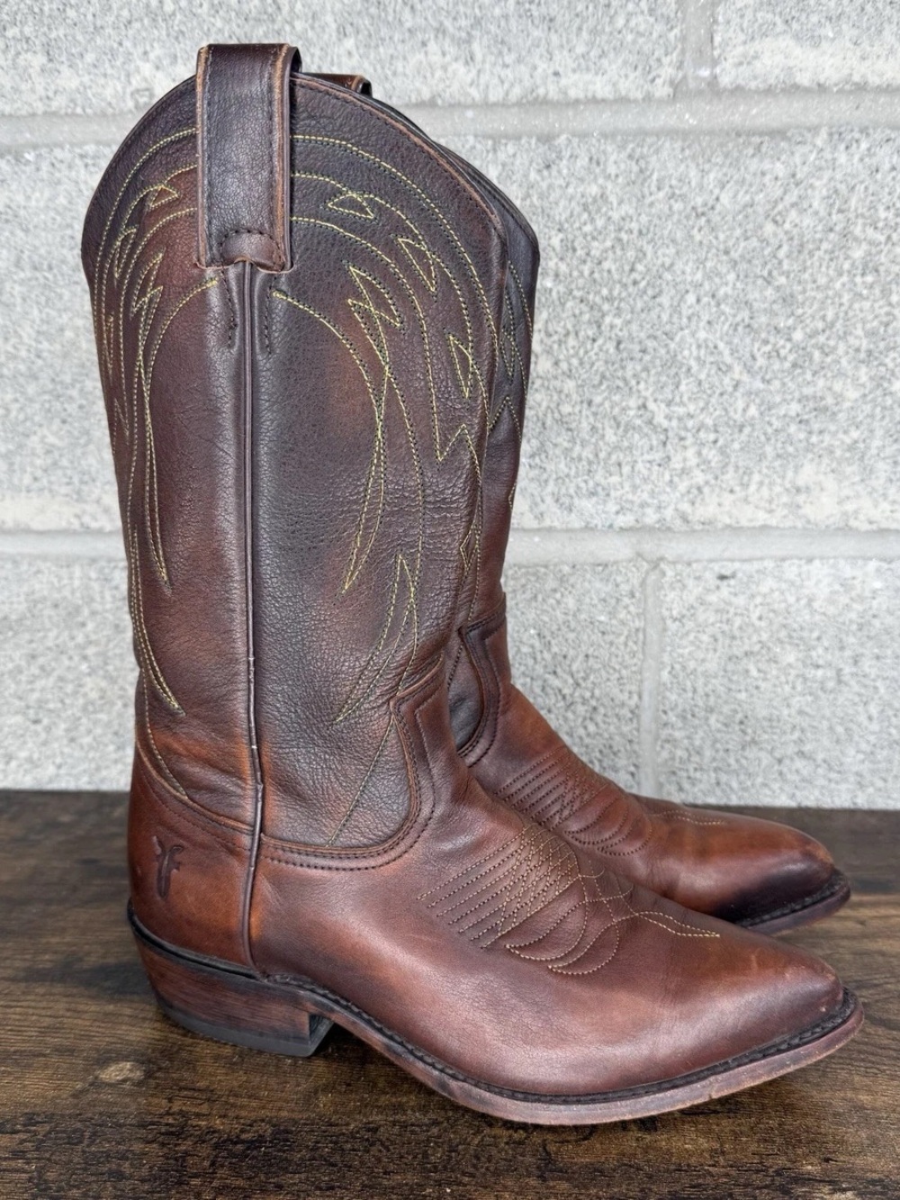 Frye Chestnut Brown Leather Western Cowboy Boots